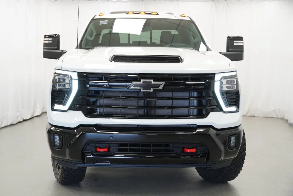 New 2026 Summit White Chevrolet LTZ image 34