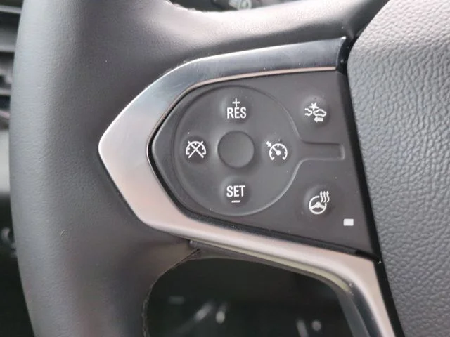 Used 2023 White Chevrolet Premier image 17