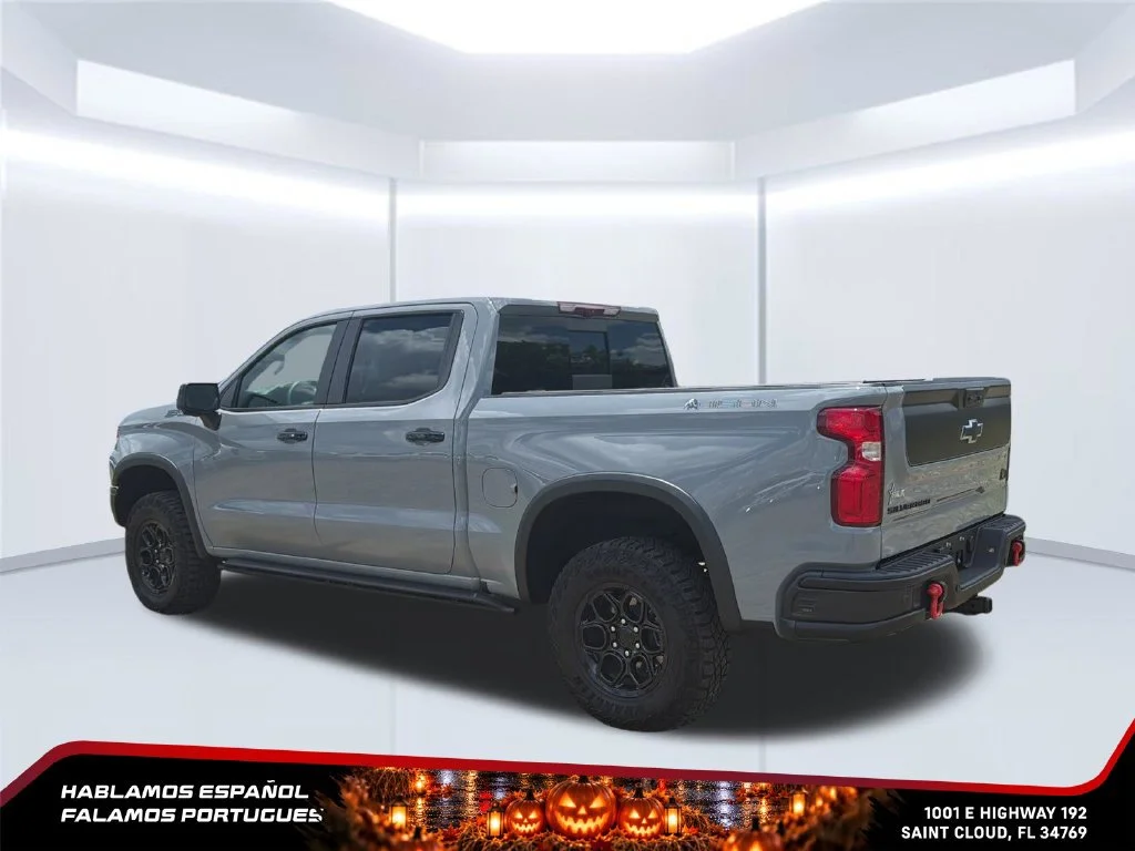 Used 2025 Slate Gray Metallic Chevrolet ZR2 image 4