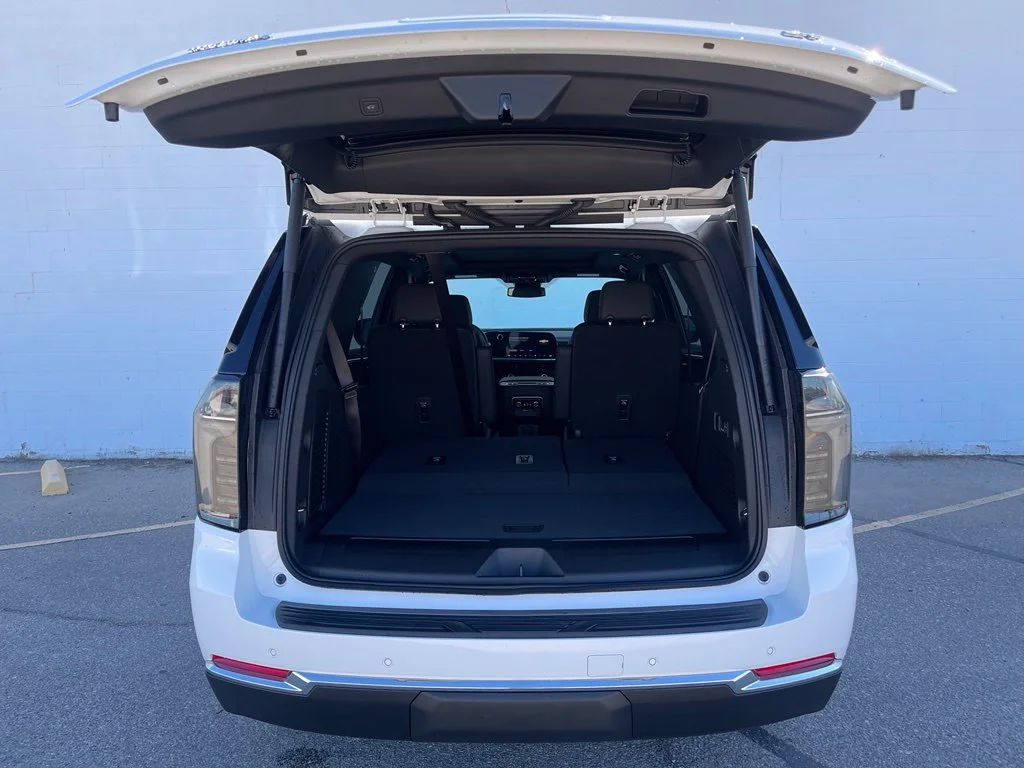 New 2026 Summit White Chevrolet LT image 8