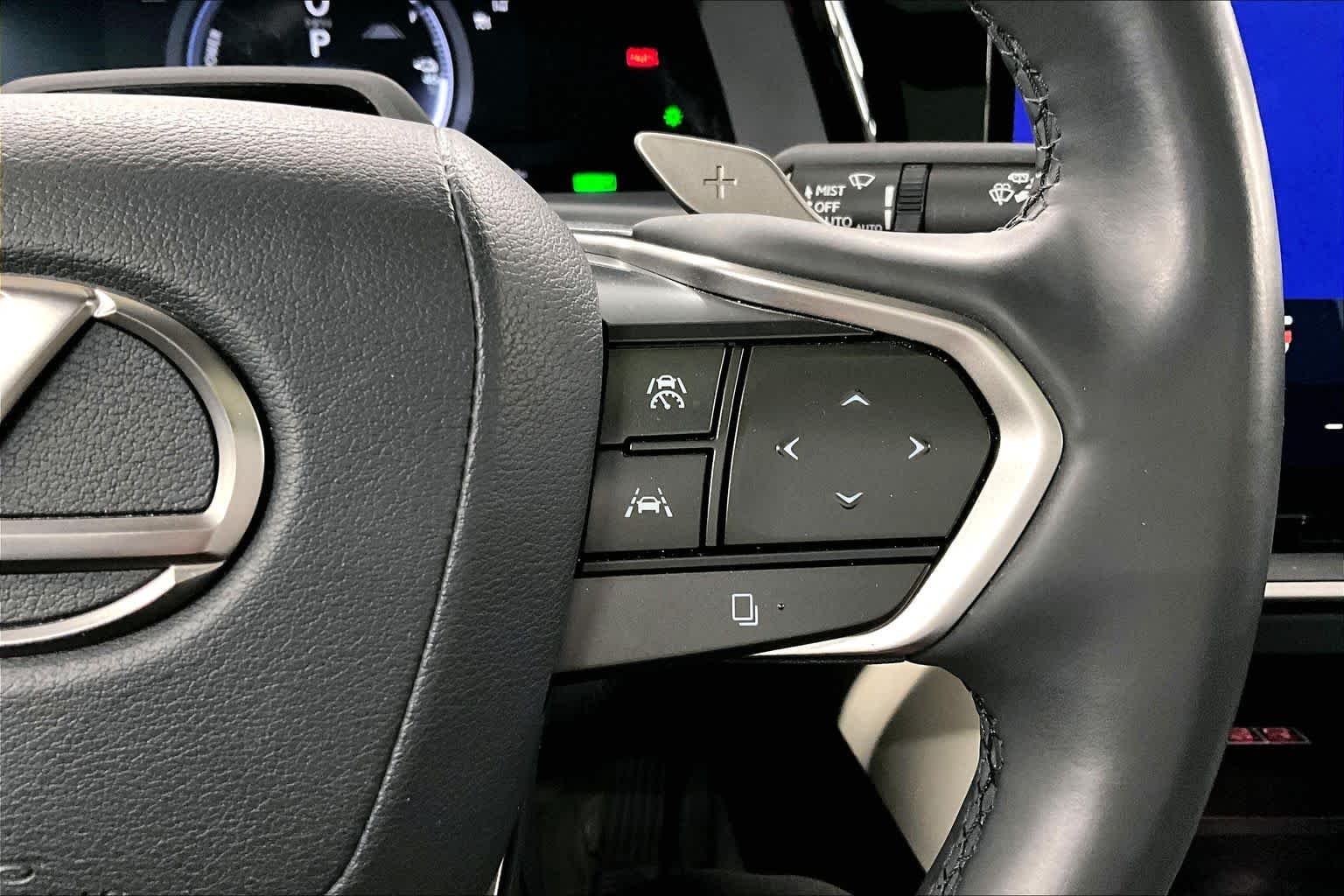 Certified Used 2023 Eminent White Pearl Lexus Luxury image 25