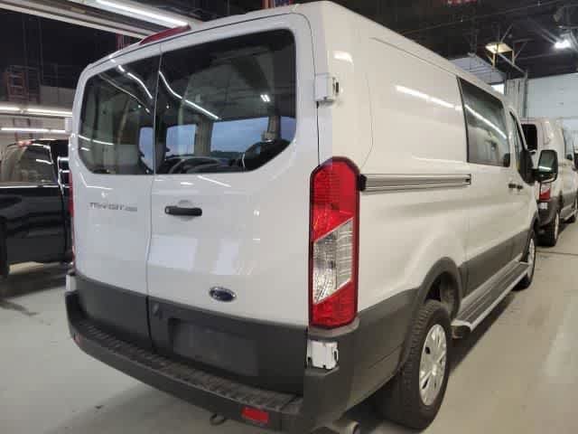Used 2025 Oxford White Ford  image 4
