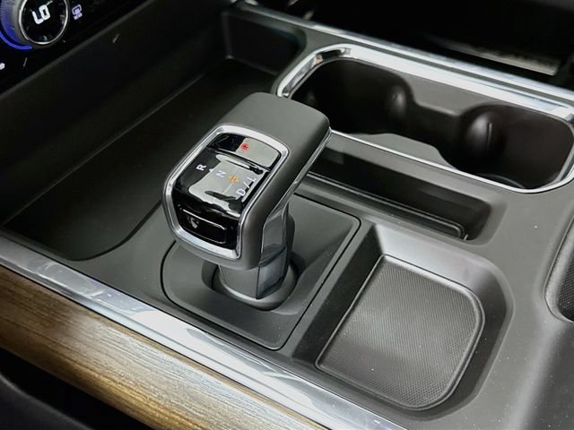 New 2026 Black Chevrolet High Country image 18