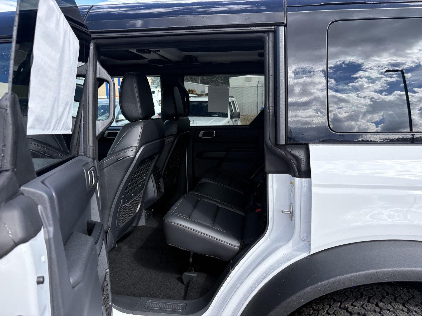 New 2026 Oxford White Ford Badlands® image 9