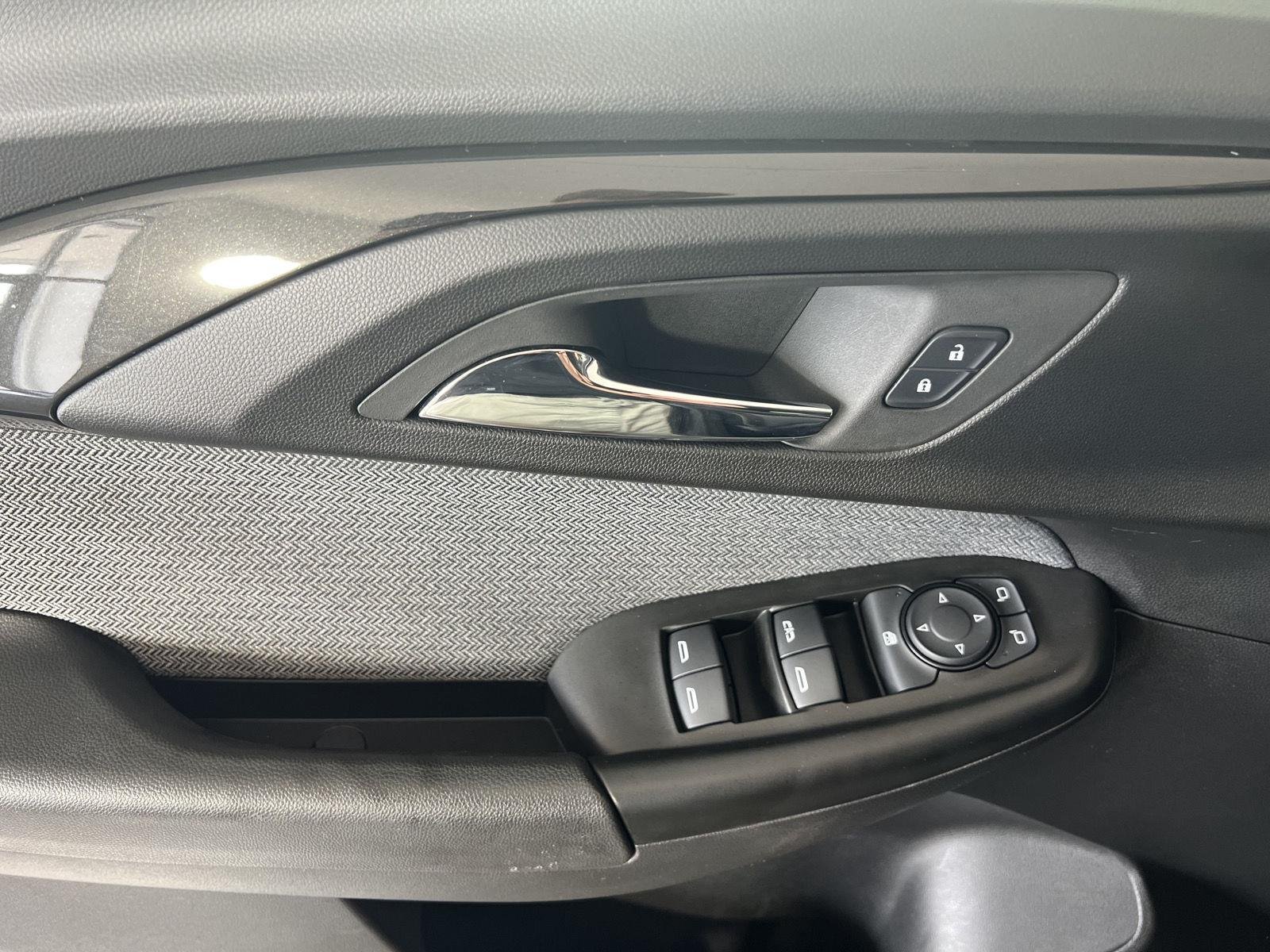 Used 2023 Sterling Gray Metallic Chevrolet LT image 7