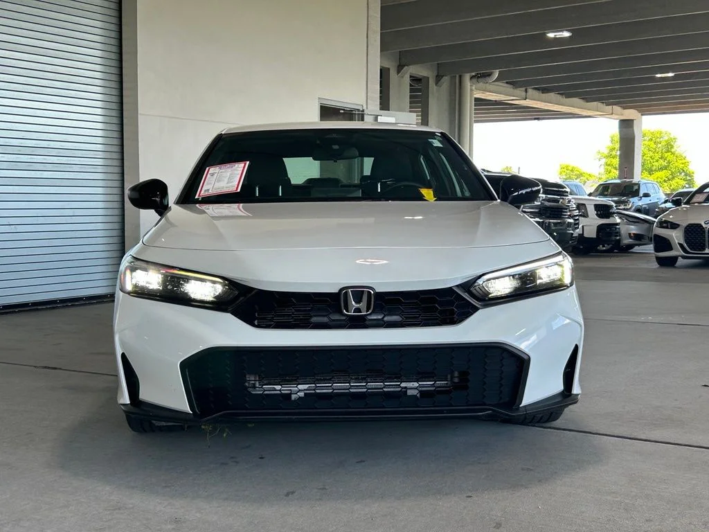 Used 2026 Platinum White Pearl Honda Sport image 8