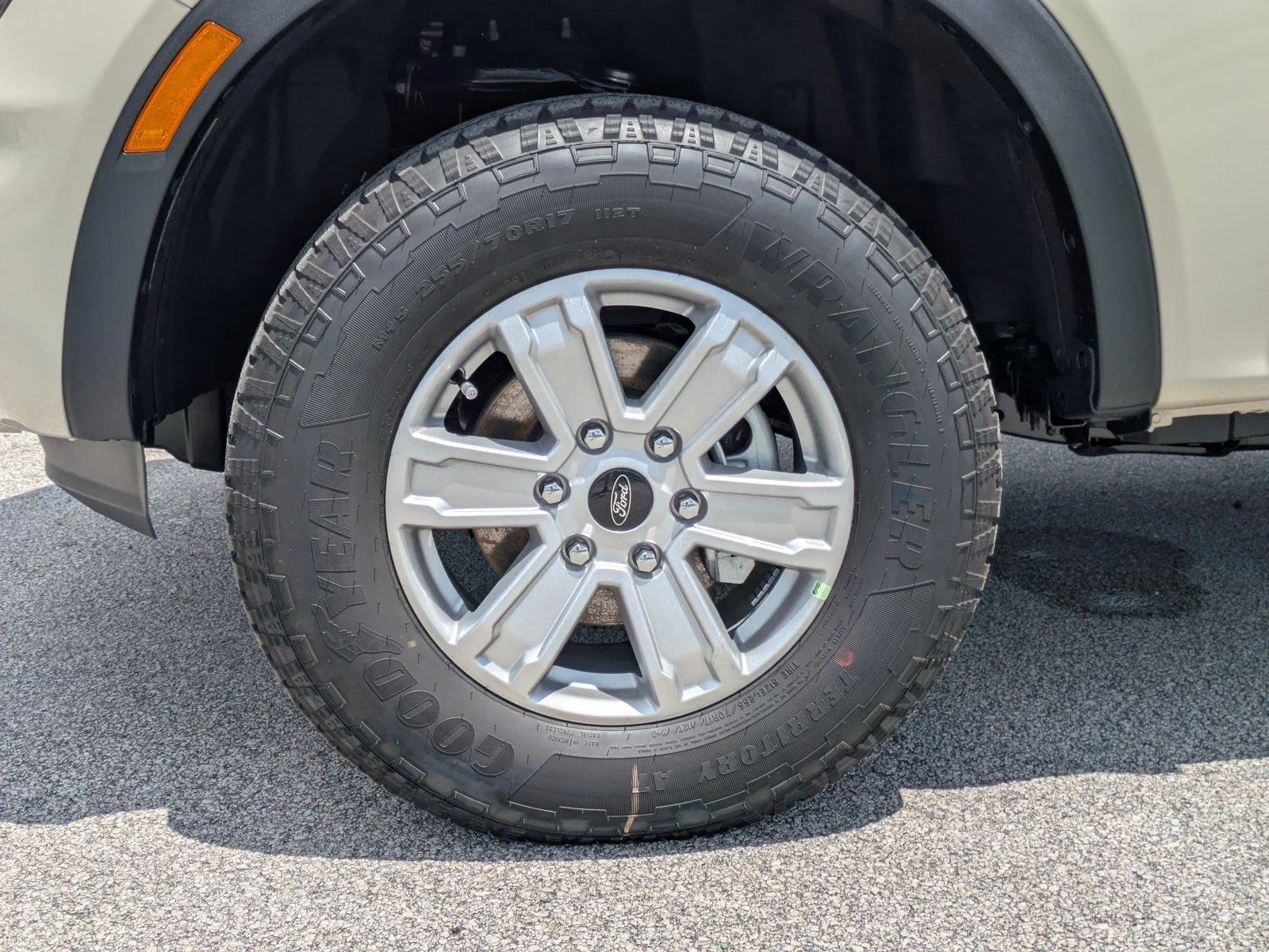 New 2026 Desert Sand Ford XL image 9