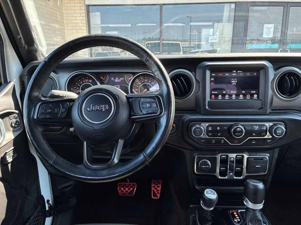 Used 2022 White Jeep Sport image 14