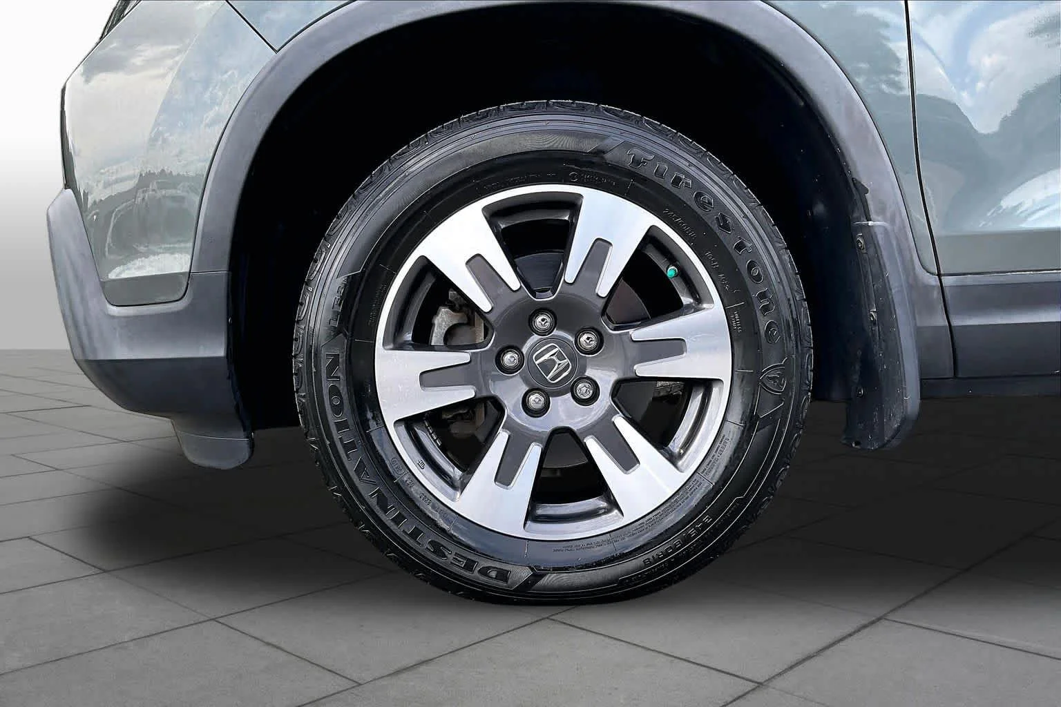 Used 2019 Forest Mist Metallic Honda RTL image 11