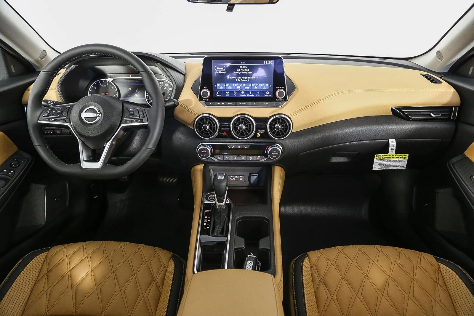 2025 Nissan Sentra SV - Photo 13