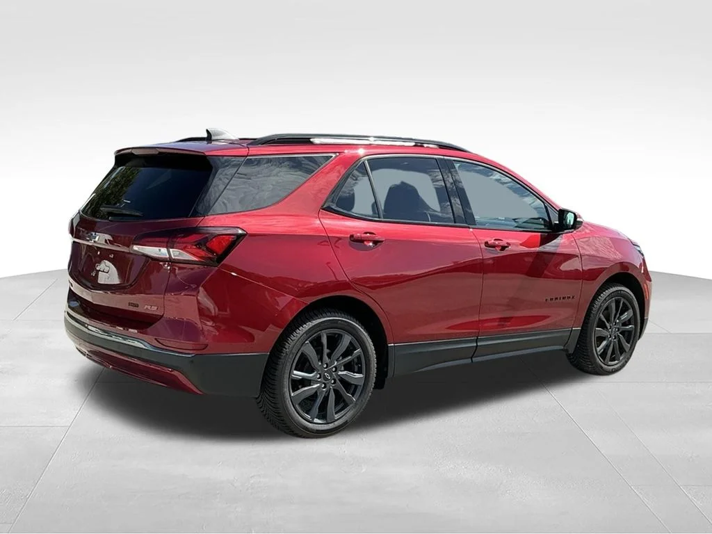 Used 2023 Red Chevrolet RS image 12