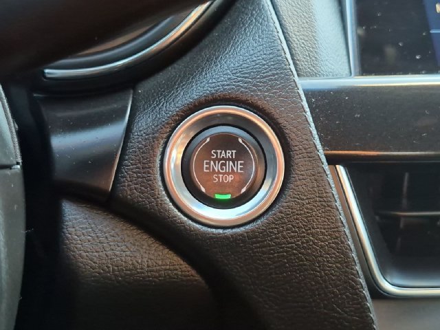 Used 2023 Black Cadillac Luxury image 17
