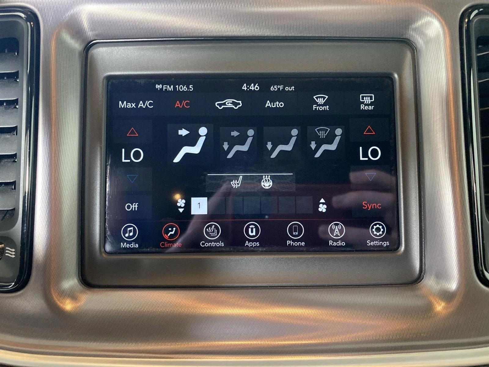 Used 2021 Go Mango Dodge R/T image 25
