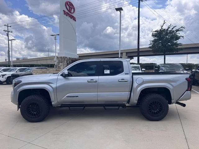 New 2025 Celestial Silver Metallic Toyota SR5 image 7