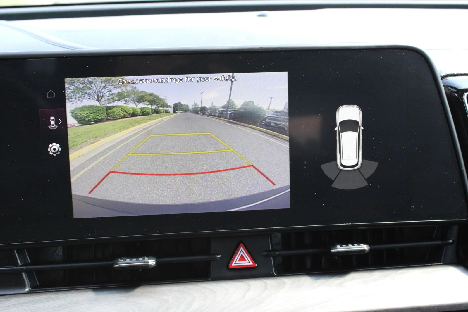Used 2023 Green Kia X-Line image 21