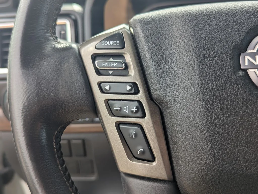 Used 2023 White Nissan Platinum Reserve image 27