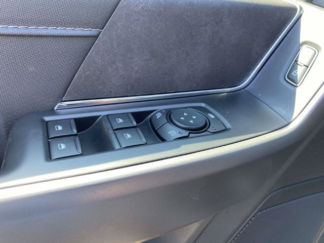 New 2026 Carbonized Gray Metallic Ford XLT image 14