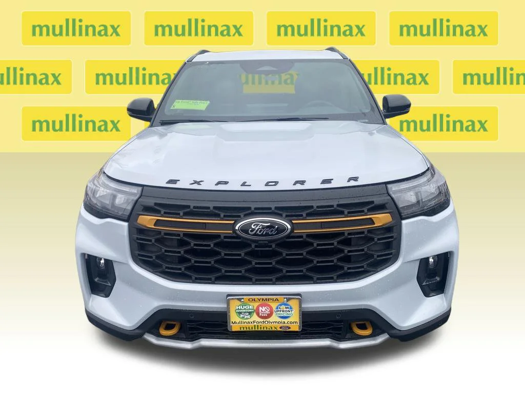 New 2026 White Ford Tremor image 11