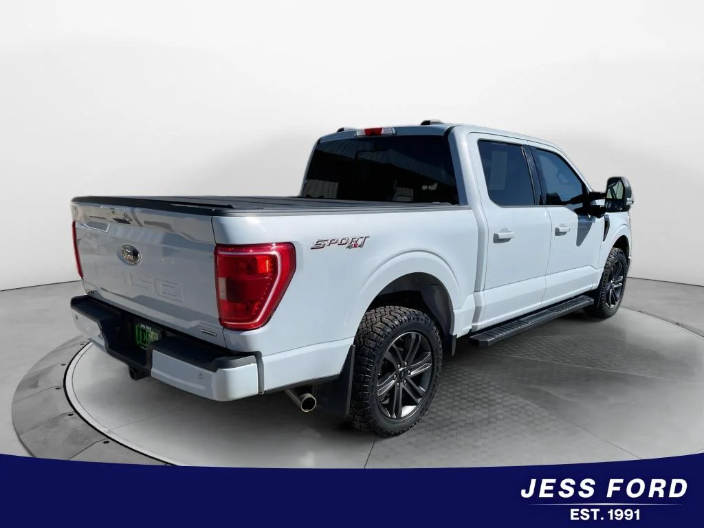Certified Used 2022 Space White Metallic Ford XLT image 7