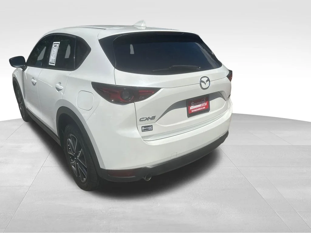 Used 2017 White Mazda Grand Touring image 19