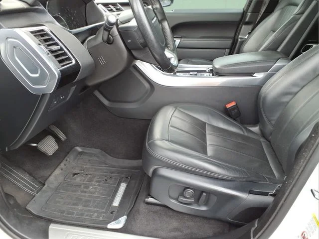 Used 2020 White Land Rover HSE image 15