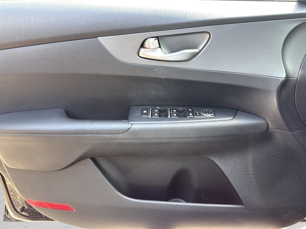 Certified Used 2021 Black Kia FE image 28