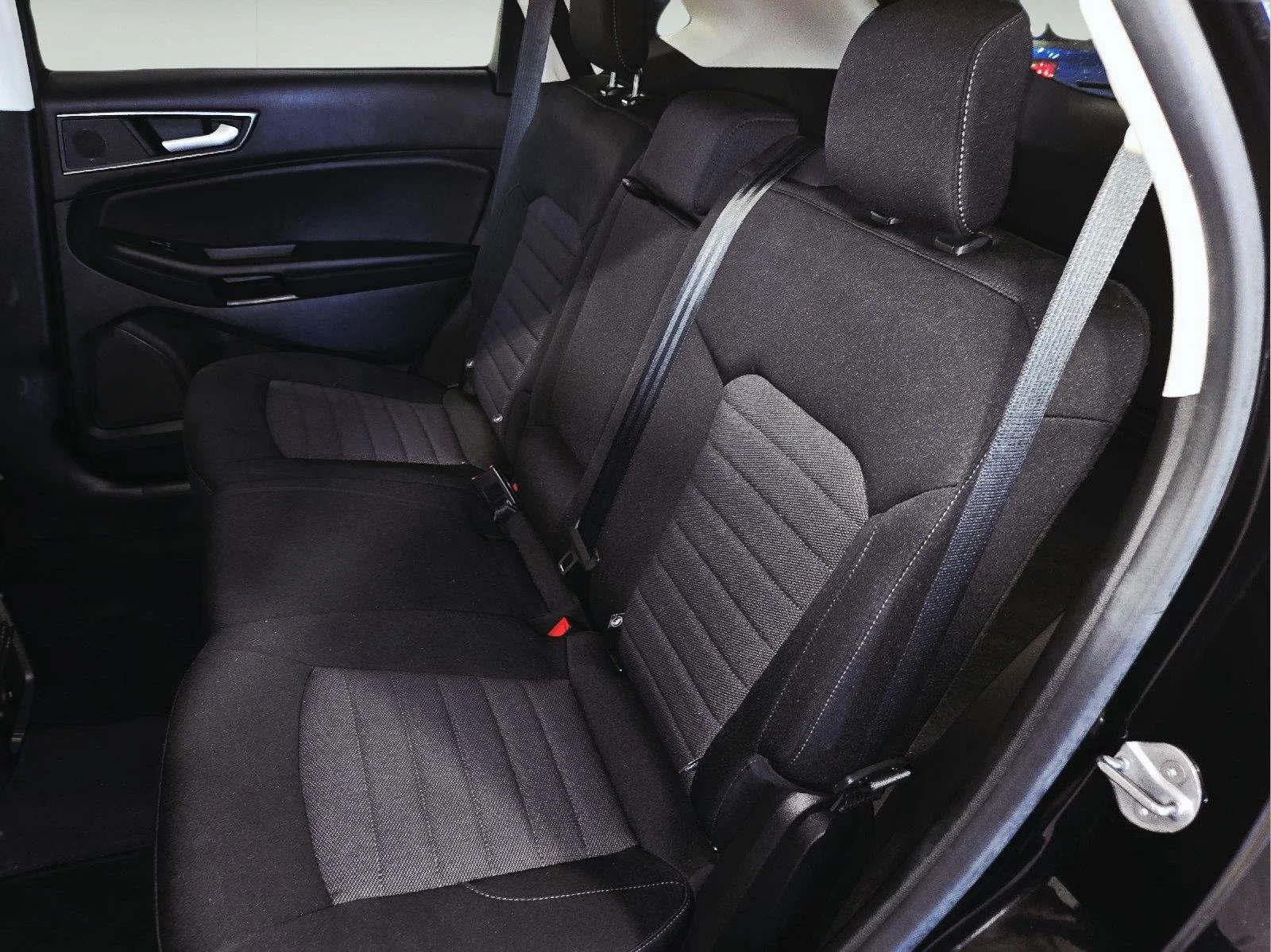 Used 2023 Agate Black Ford SE image 36