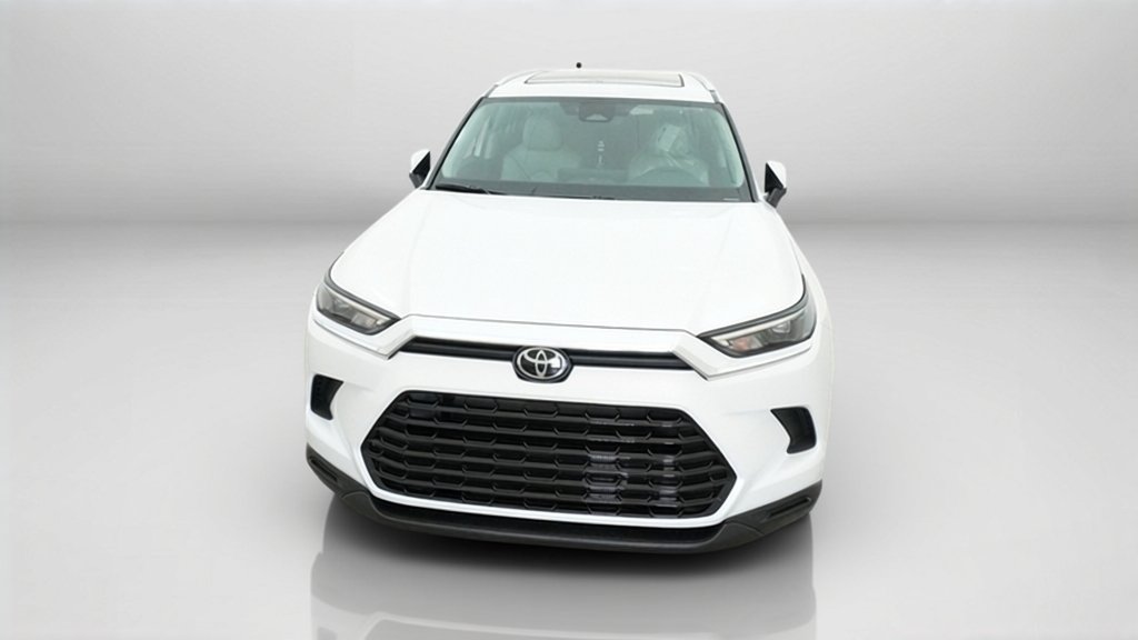 New 2026 Wind Chill Pearl Toyota XLE image 46