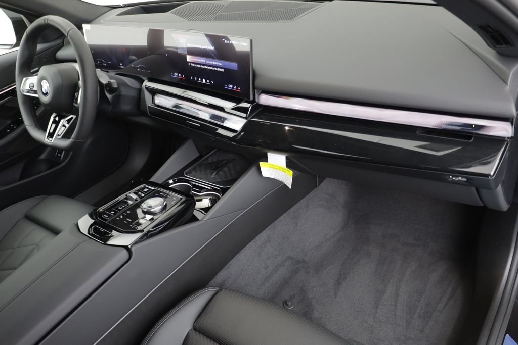 New 2027 Dark Graphite Metallic BMW 530i xDrive image 20