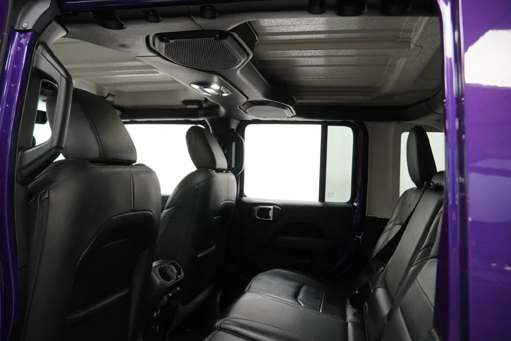 Certified Used 2023  Jeep Sahara 4xe image 24