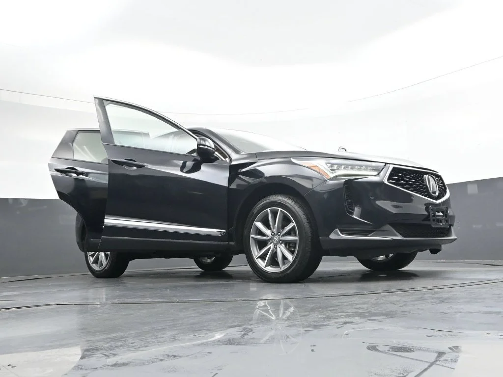 Used 2023  Acura Technology Package image 45