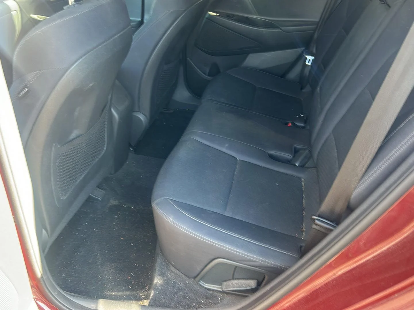 Used 2019 Gemstone Red Hyundai SE image 11