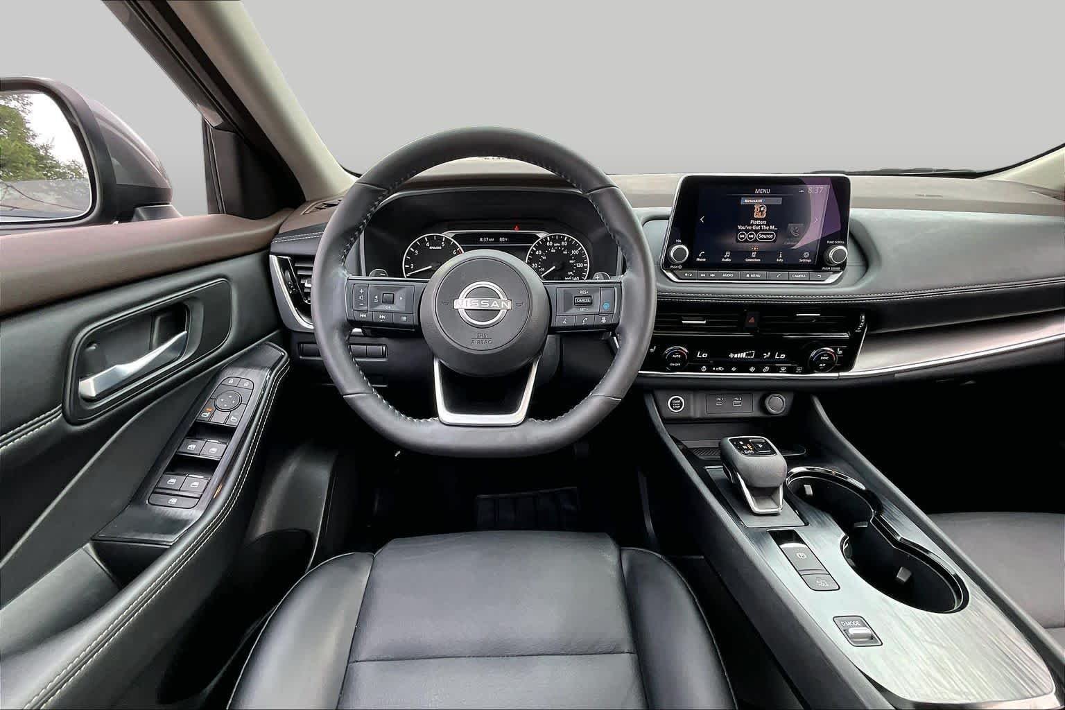 Used 2022 Gun Metallic Nissan SV image 6