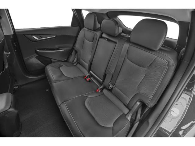 Used 2024 Snow White Pearl Kia Light image 16