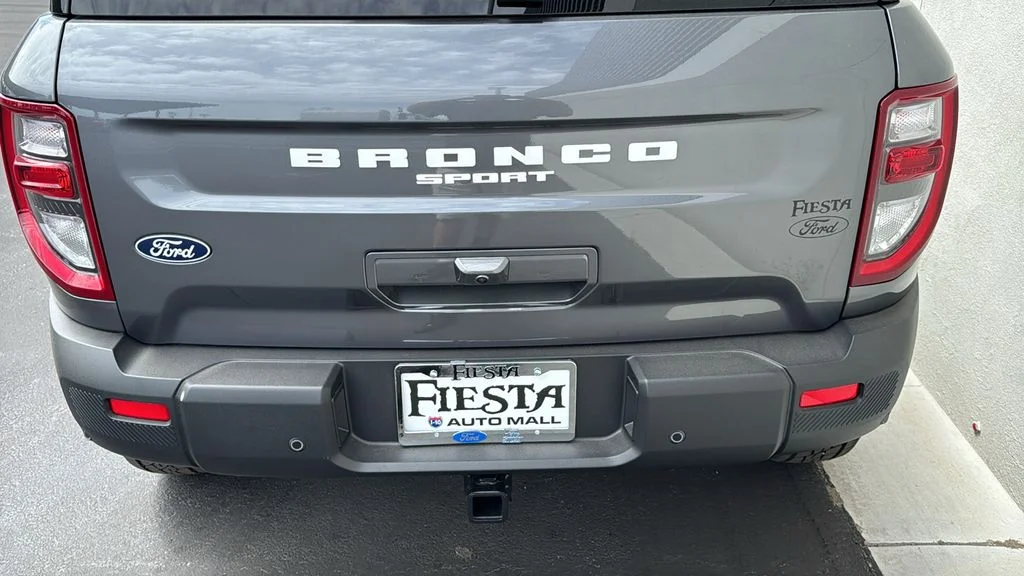 New 2026 Carbonized Gray Metallic Ford Badlands® image 6