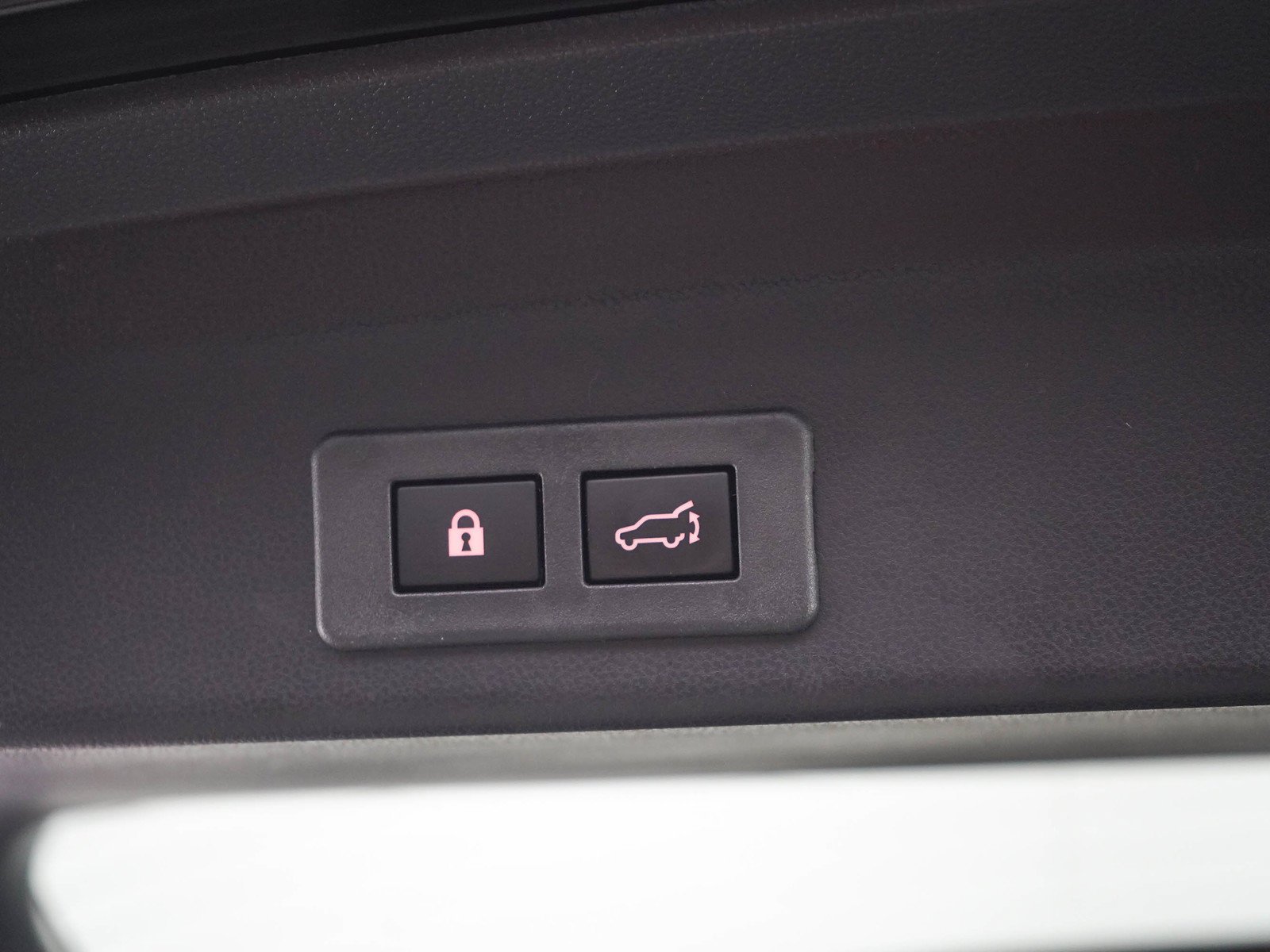 Used 2024 Crystal Black Pearl Subaru Onyx Edition image 18
