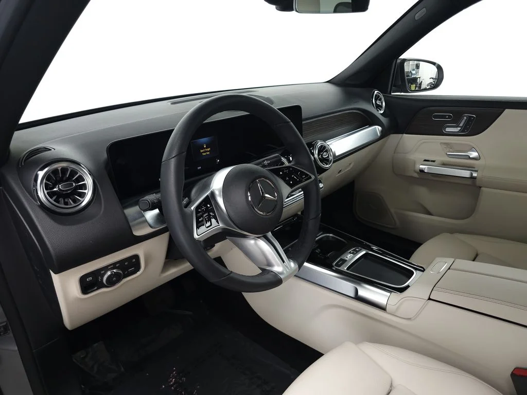 Certified Used 2026 Mountain Grey Metallic Mercedes-Benz GLB 250 image 8