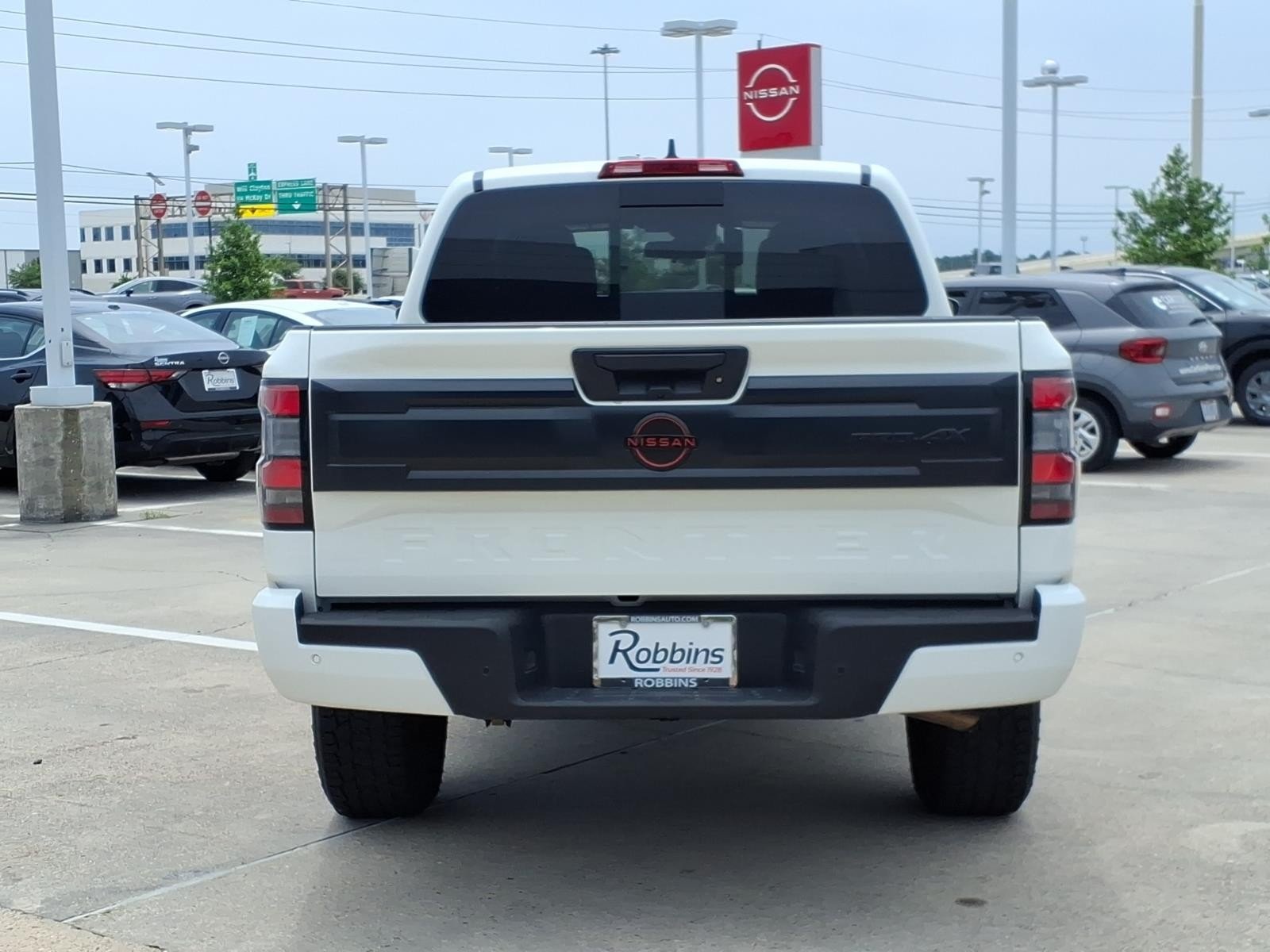 2026 Nissan Frontier PRO-4X White at Robbins Nissan