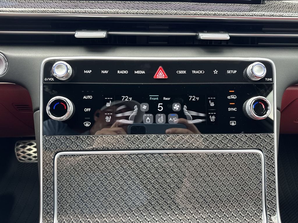 New 2026 Gray Genesis 3.5T E-SC MHEV image 17