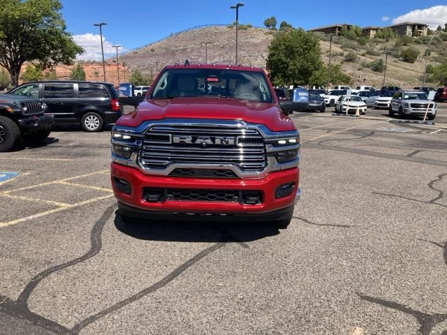 New 2026 Molten Red Pearl-Coat Exterior Paint RAM Laramie image 3