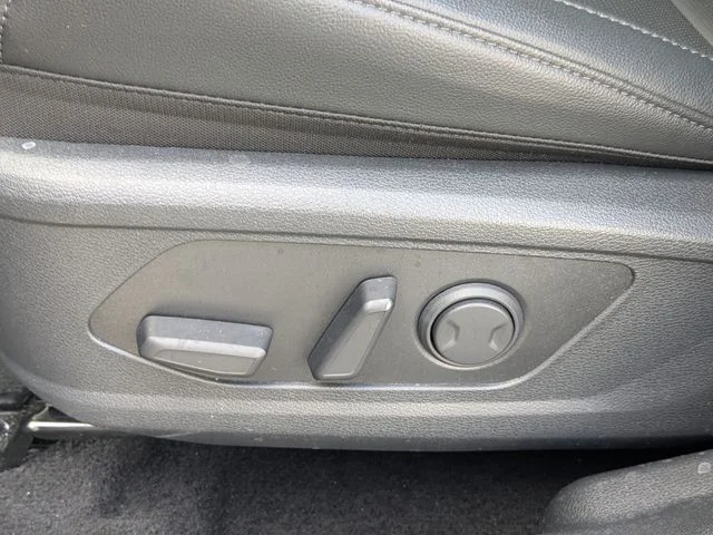 Used 2026 Gray Kia EX image 17
