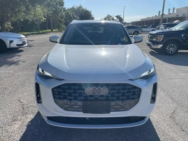 Used 2025 Glacier White Audi Premium image 6