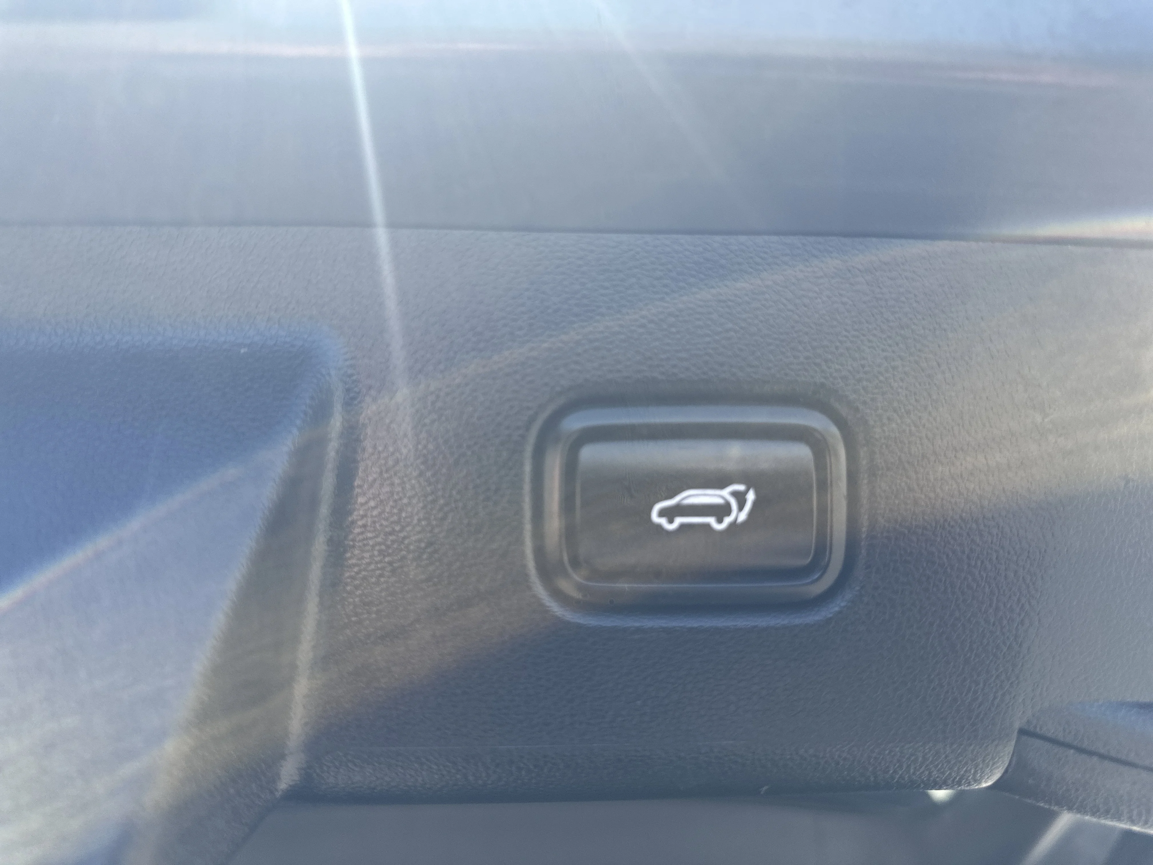 Used 2025 Ecotronic Gray Hyundai SEL image 25