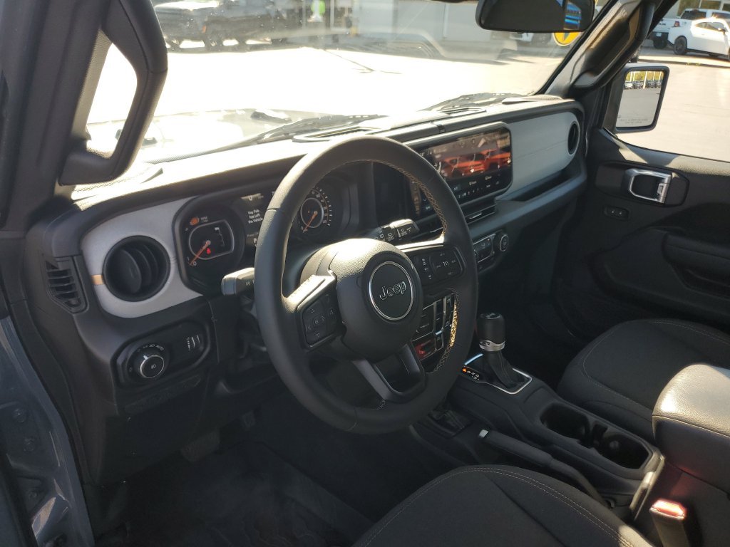 Used 2024 Gray Jeep Willys image 15