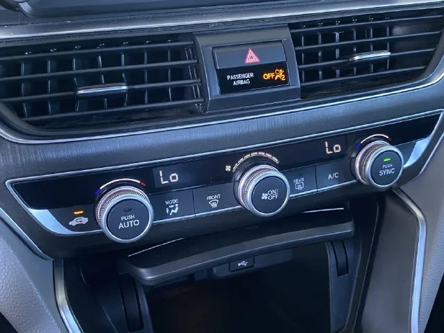 2018 Honda Accord LX - Photo 23