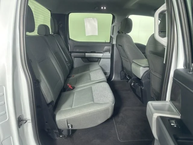 Used 2025 Whi/white Ford XLT image 15