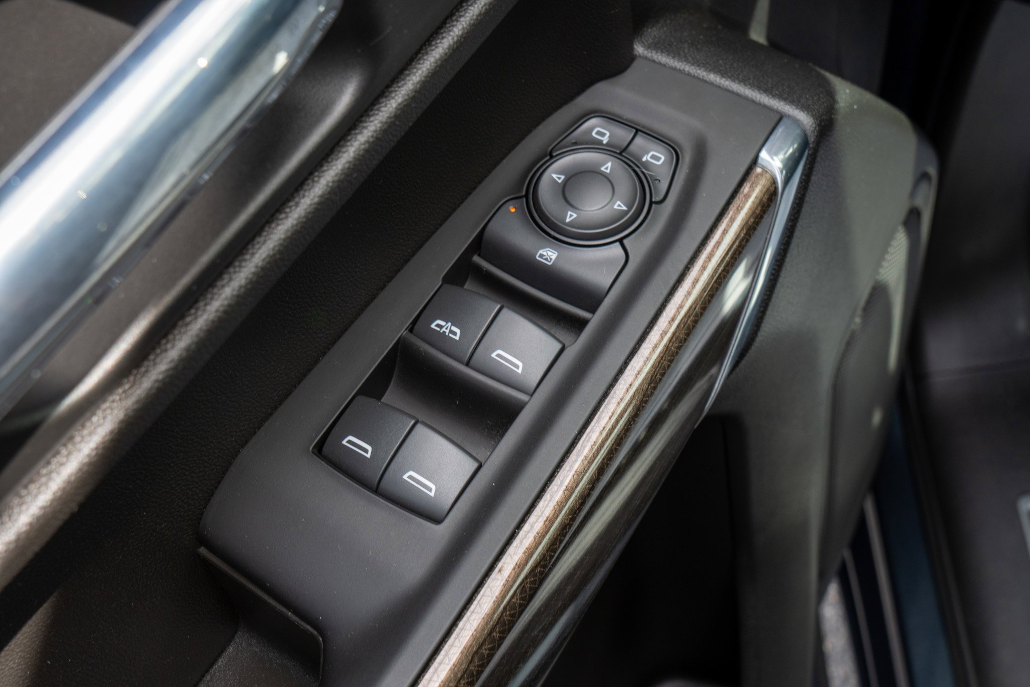 Used 2022 Shadow Gray Metallic Chevrolet LT image 13