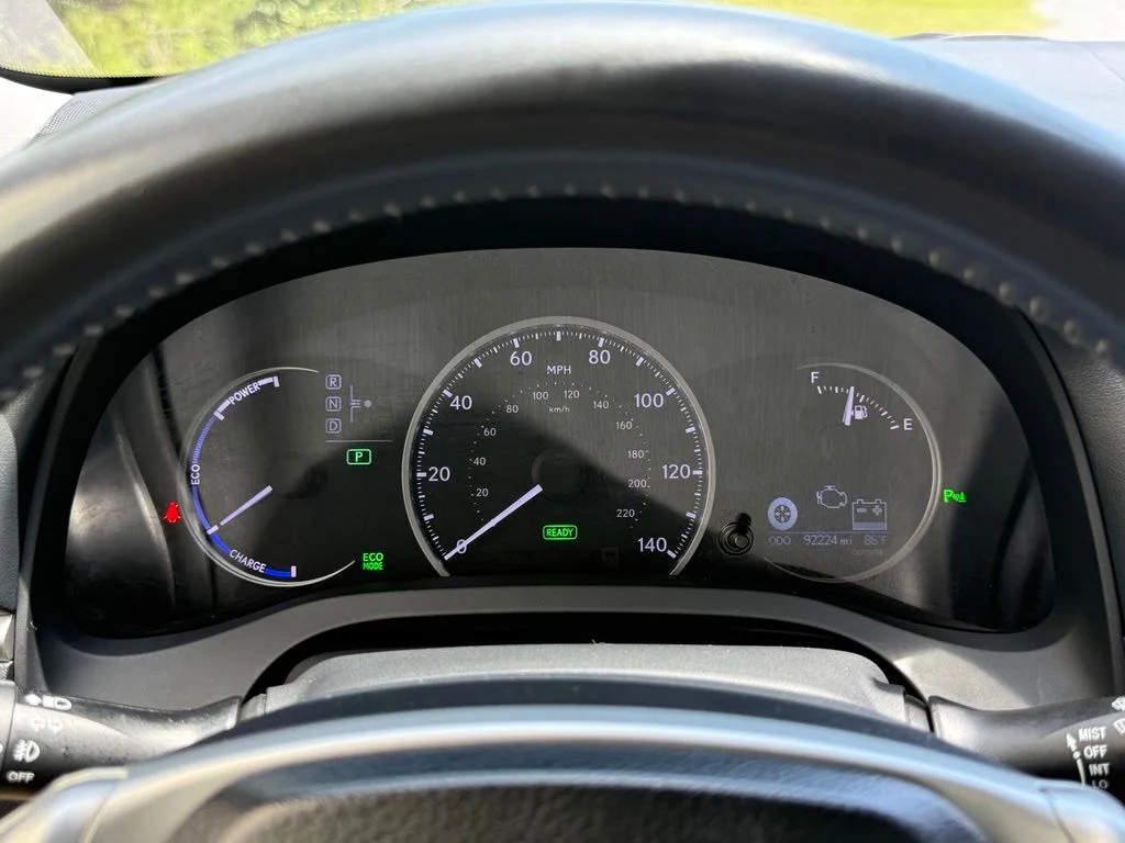 Used 2013 Blue Lexus 200h image 26
