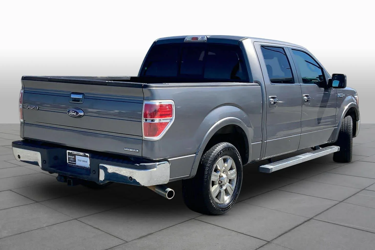 Used 2012 Sterling Gray Metallic Ford Lariat image 11