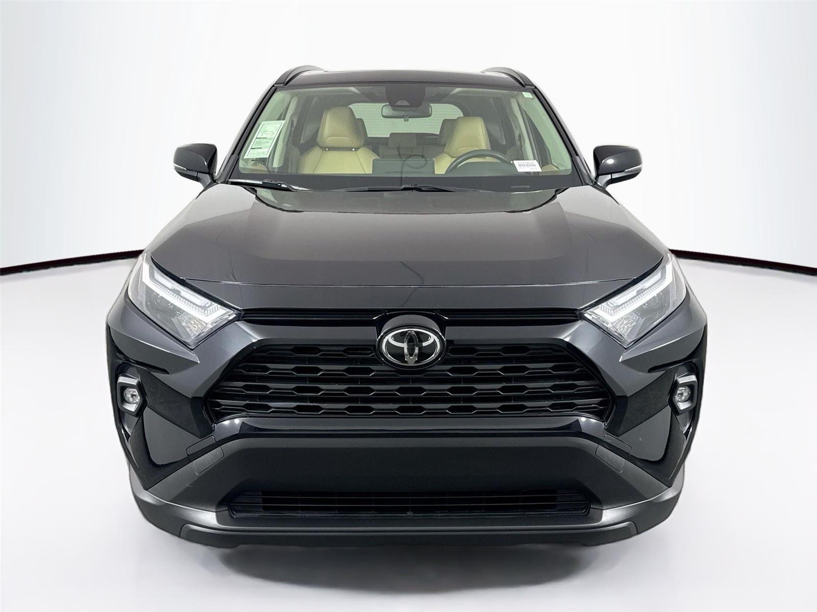 Used 2025 Midnight Black Metallic Toyota XLE Premium image 8